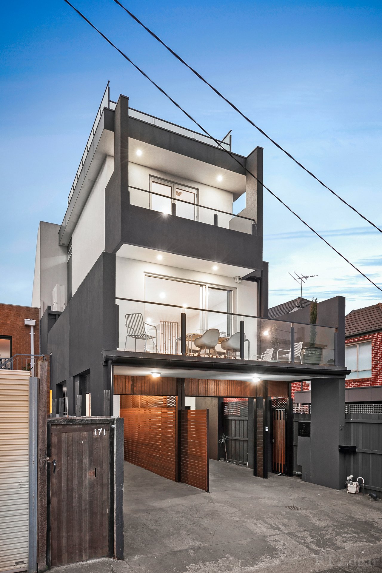 21 Bleakhouse Lane, Albert Park image 1