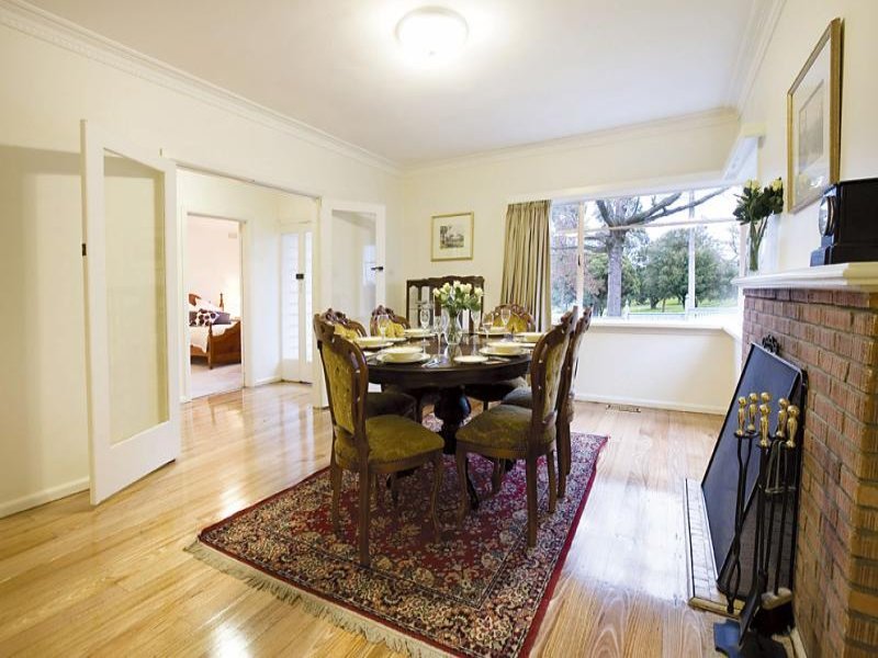21 Boisdale Street, Surrey Hills image 4