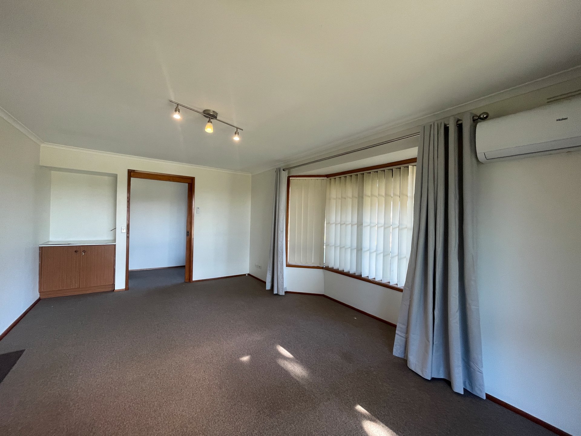 21 Braund Avenue, Bell&nbsp;Post&nbsp;Hill image 5
