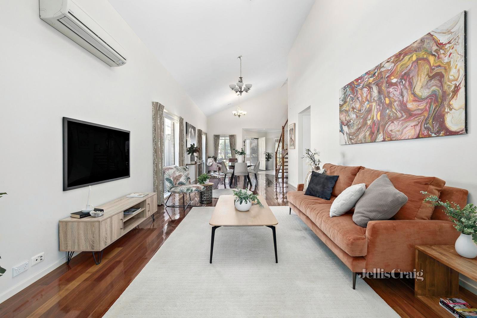 21 Brentwood Avenue, Pascoe Vale South image 2
