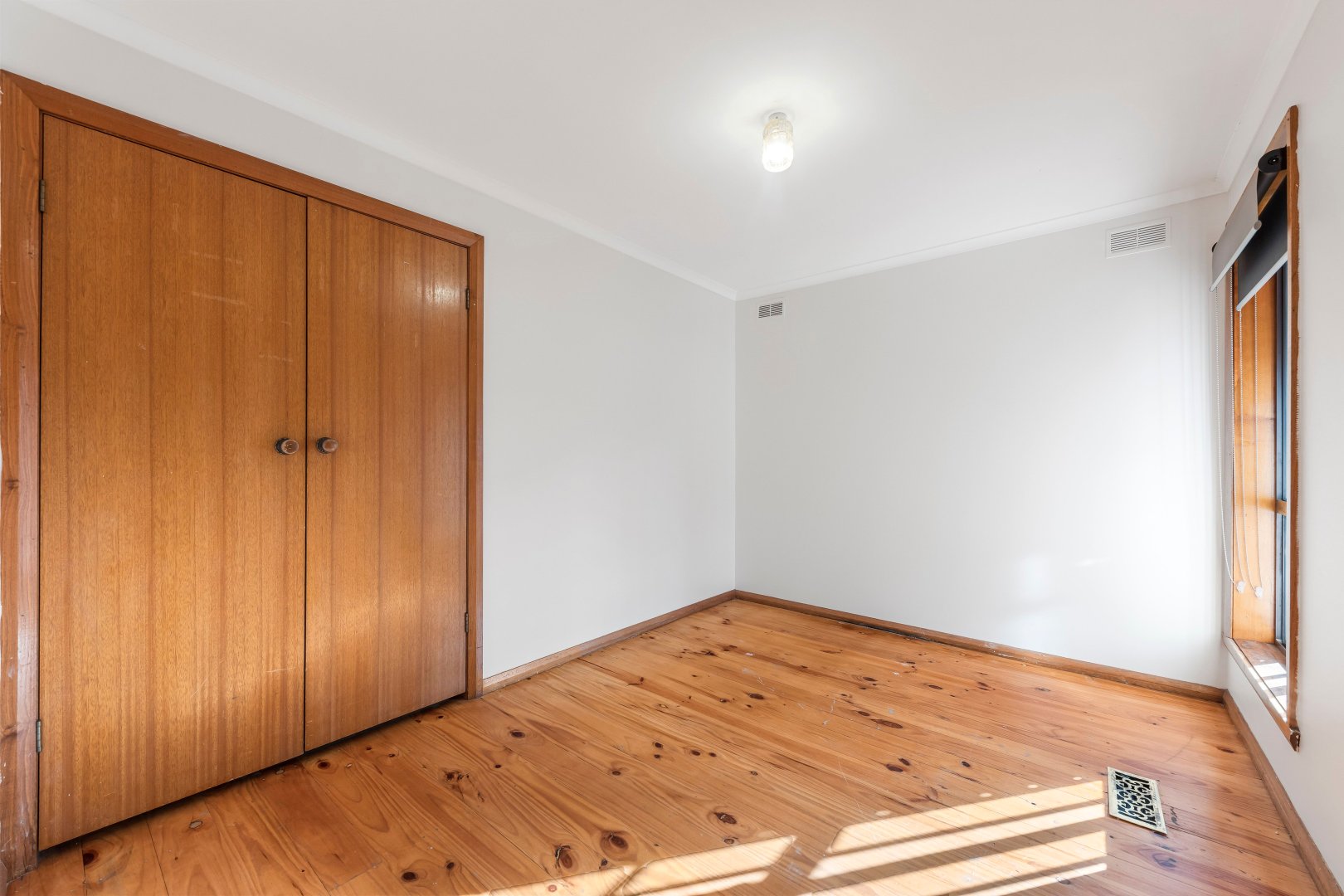 2/1 Broadhurst Avenue, Reservoir image 5