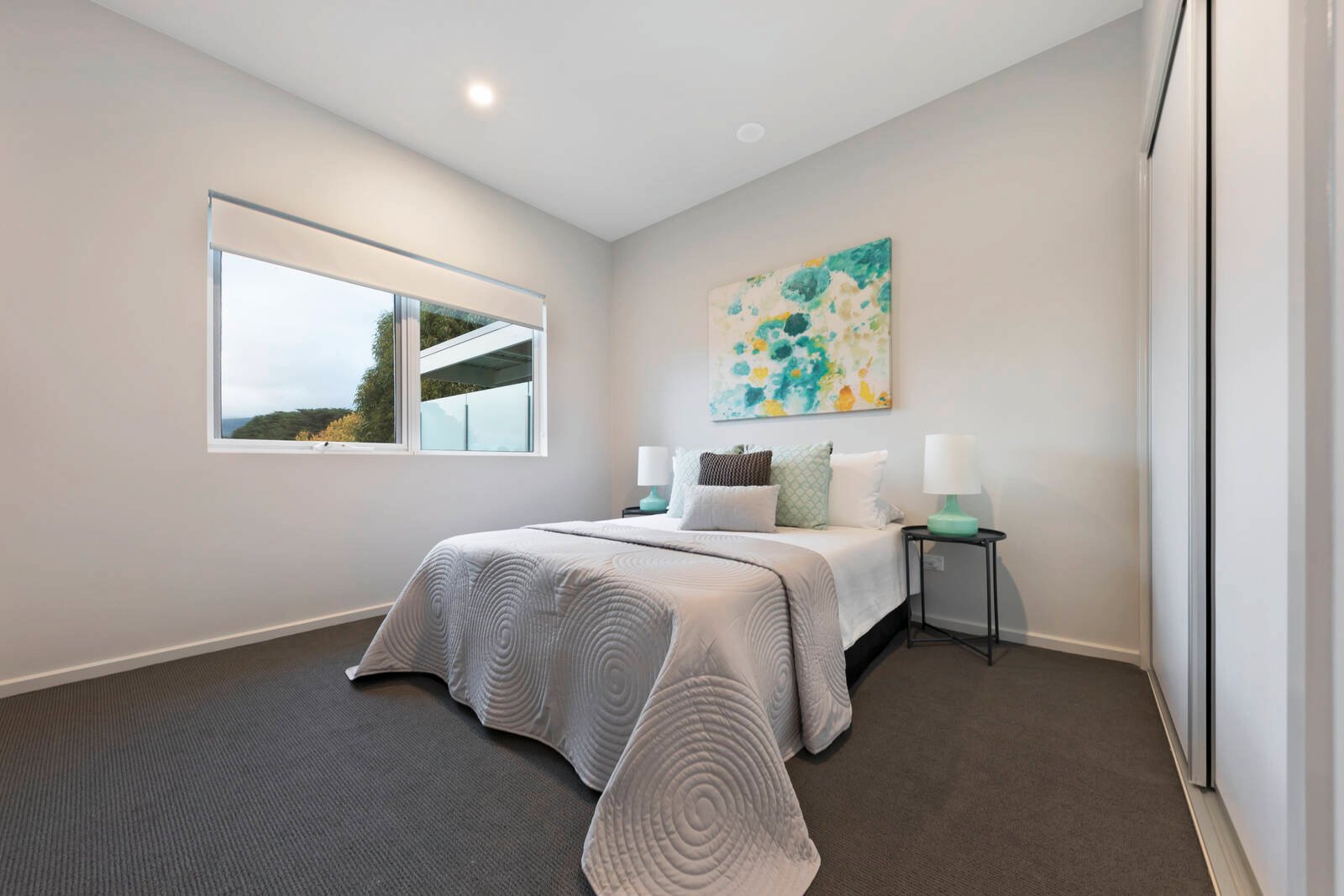 Property Gallery Thumbnail 3