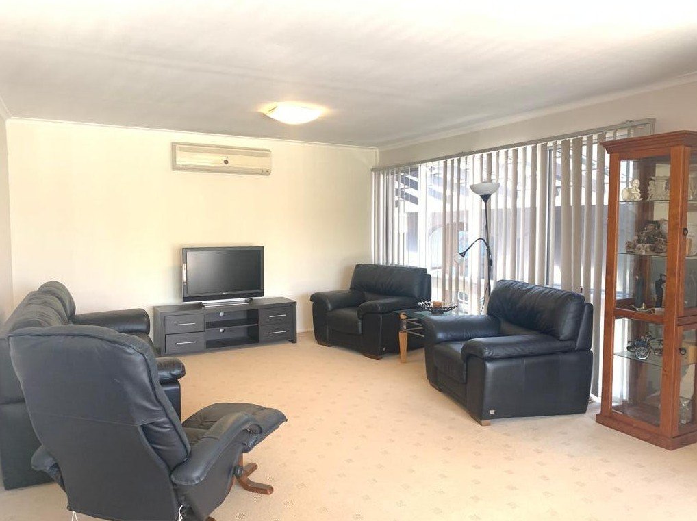 21 Bruford Avenue, Wheelers Hill image 4