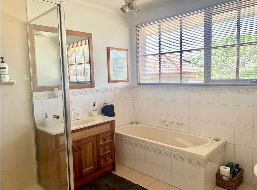 21 Bruford Avenue, Wheelers Hill image 6