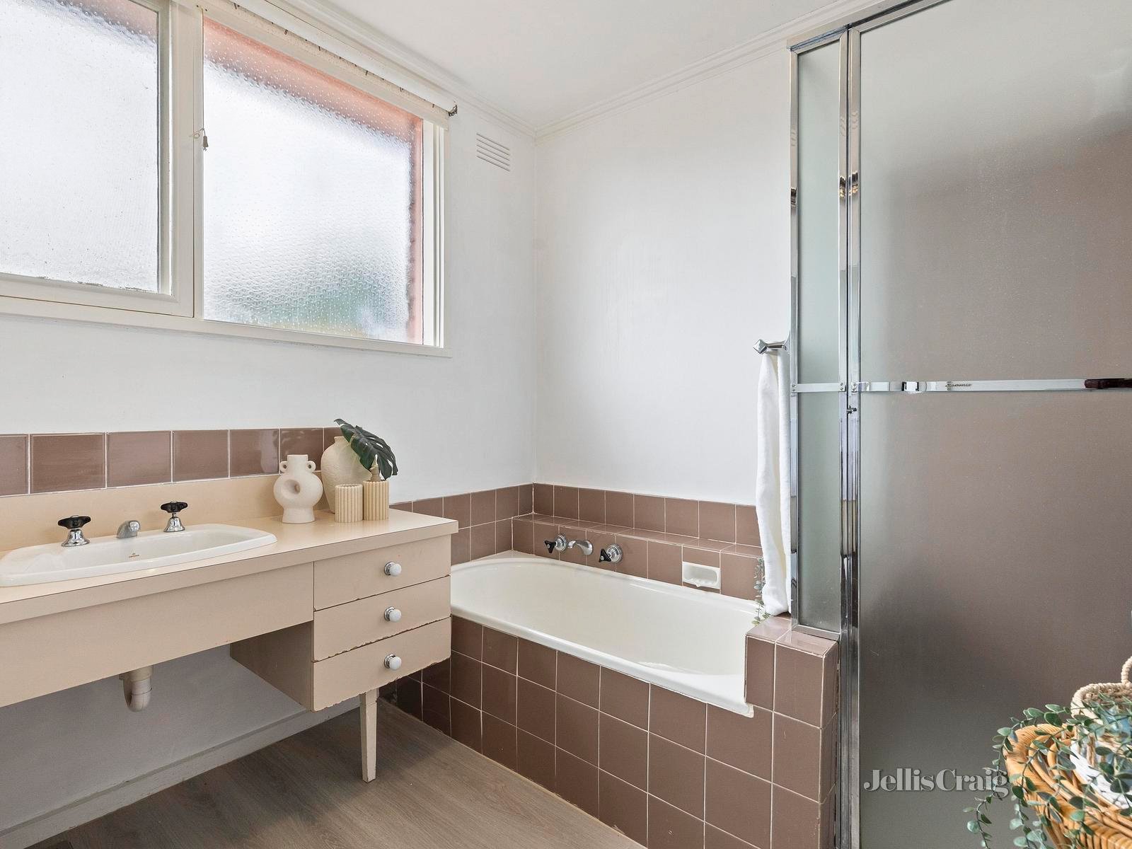 21 Bryson Grove, Templestowe Lower image 7