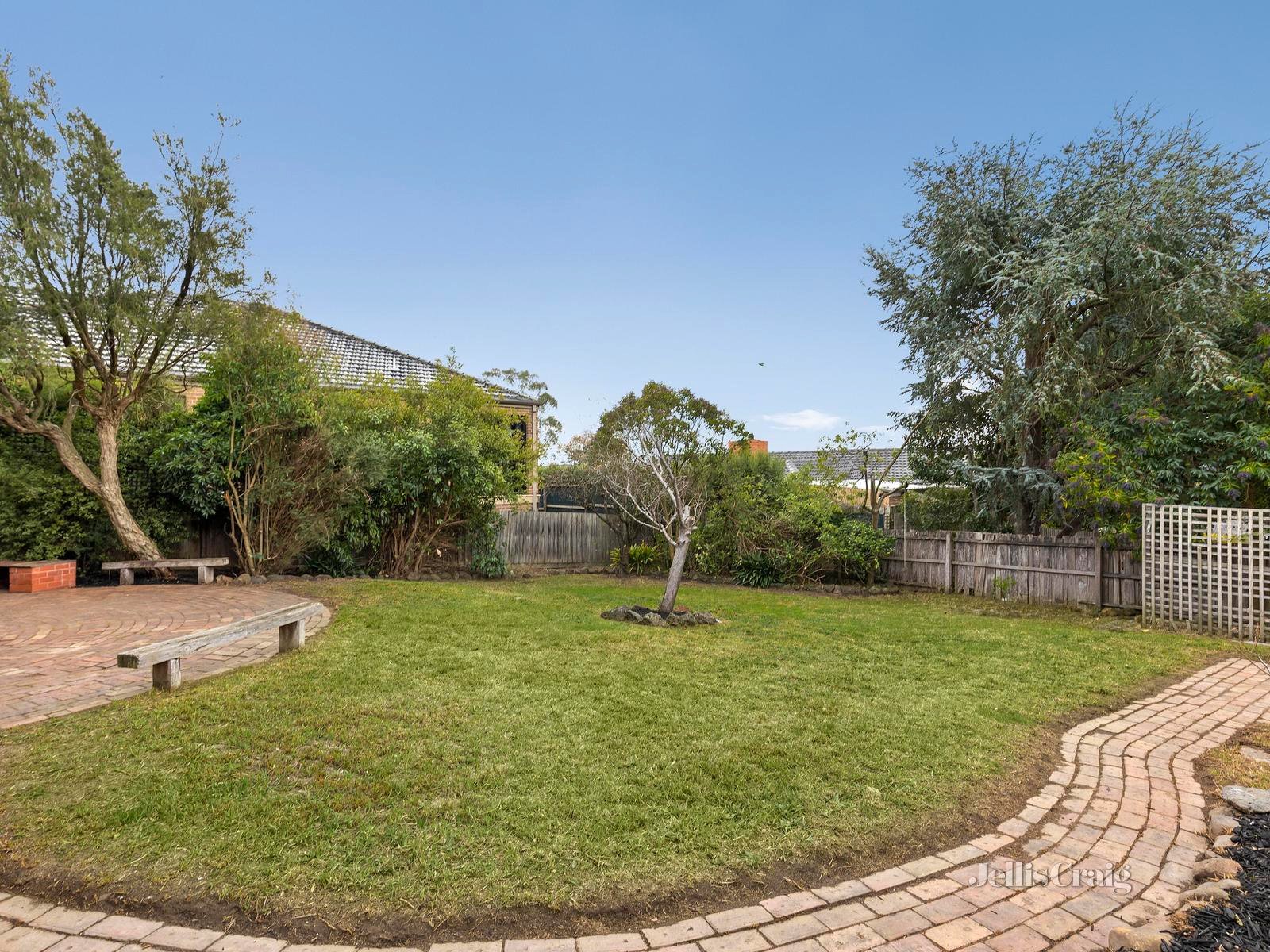 21 Bryson Grove, Templestowe Lower image 9