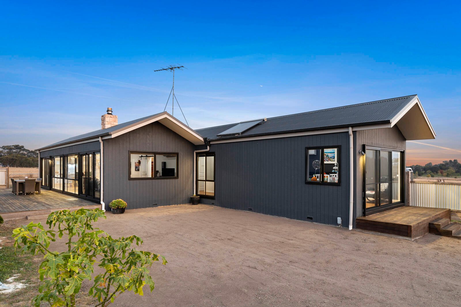 Property Gallery Thumbnail 2