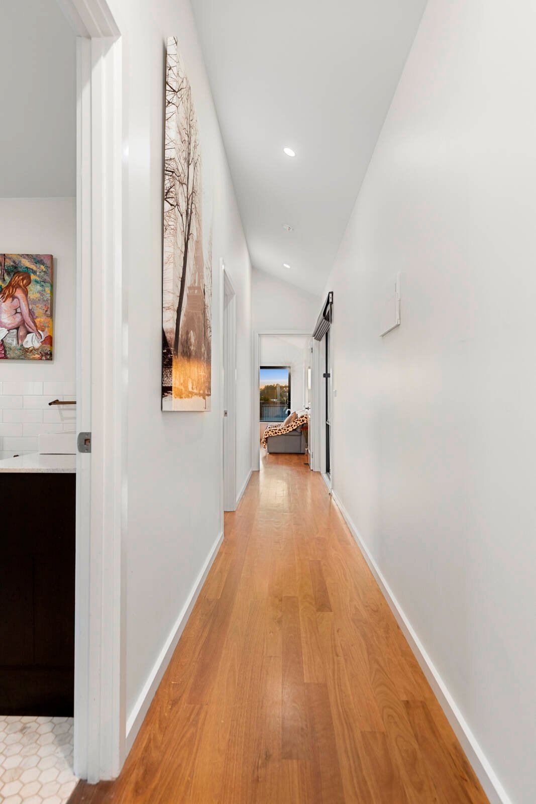 Property Gallery Thumbnail 14