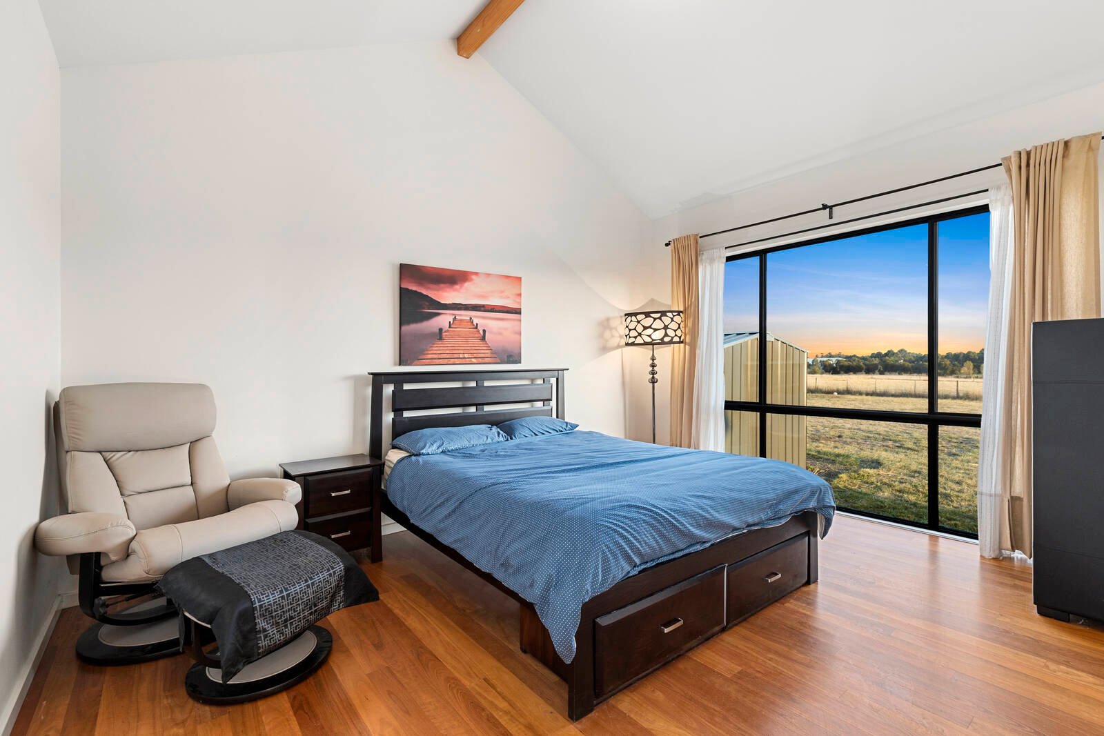 Property Gallery Thumbnail 17