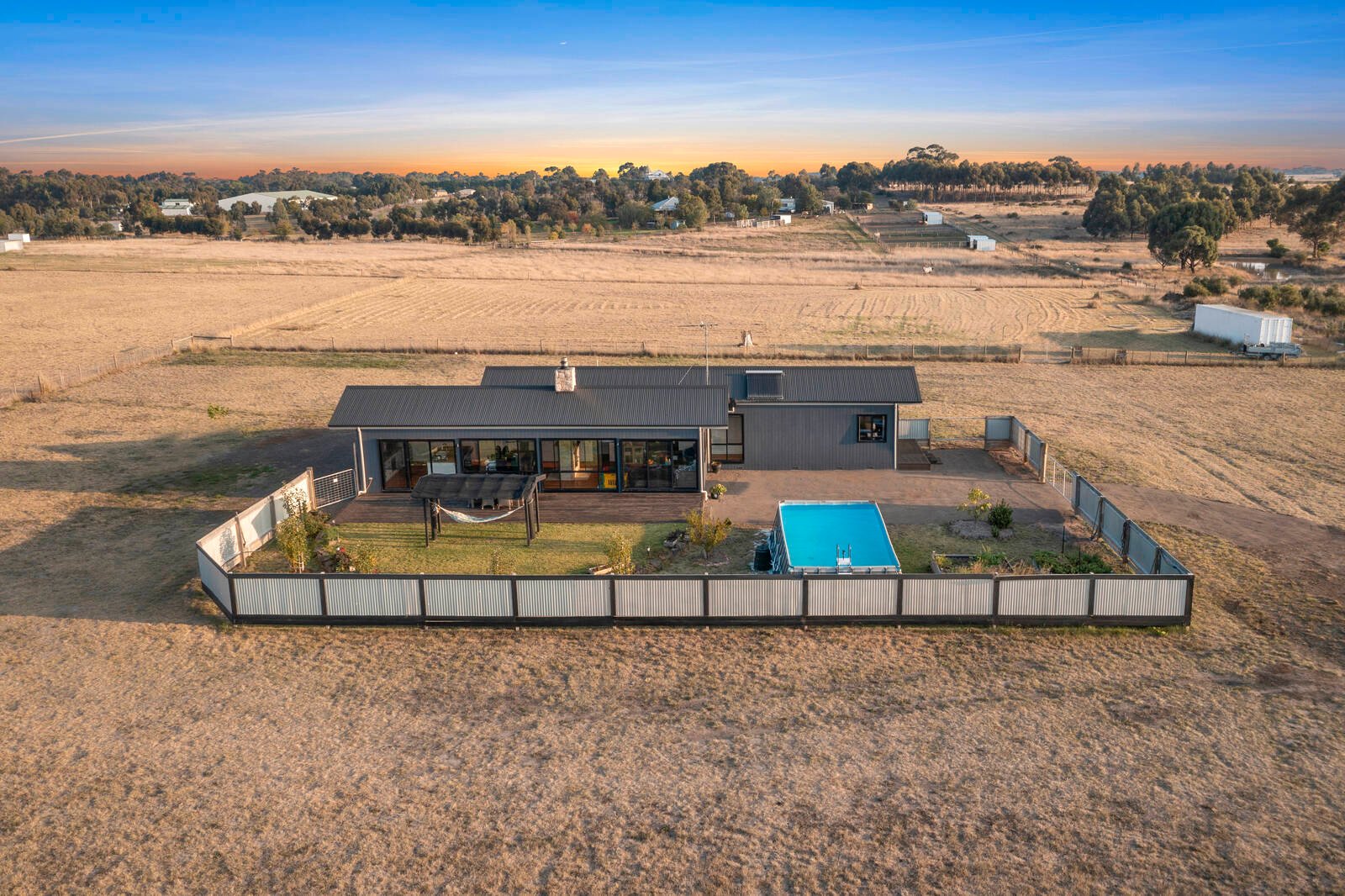 Property Gallery Thumbnail 23