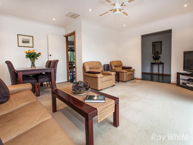 21 Camelot Drive, Glen Waverley image 4