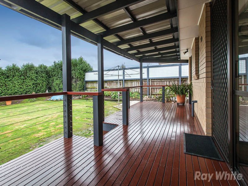 21 Camelot Drive, Glen Waverley image 8