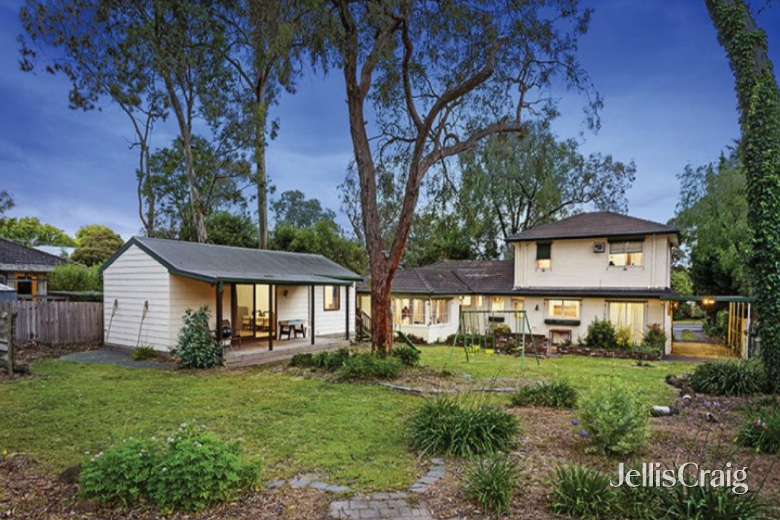 21 Campbell Street, Glen Waverley image 1