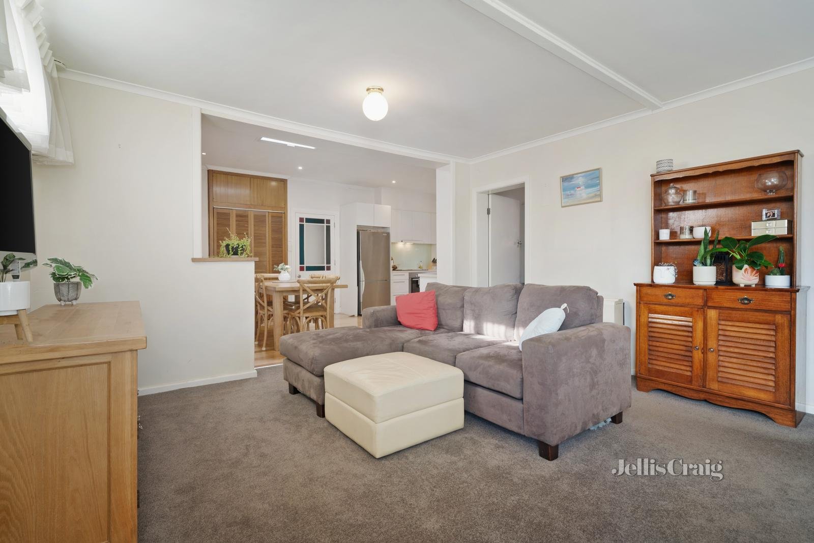 21 Canberra Grove, Brighton East image 3