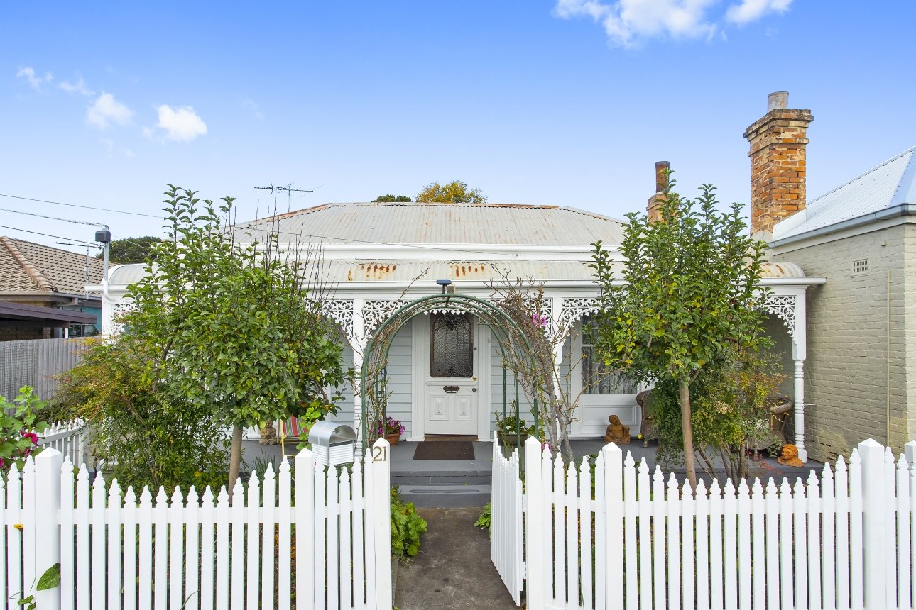 21 Candover Street, Geelong West image 1