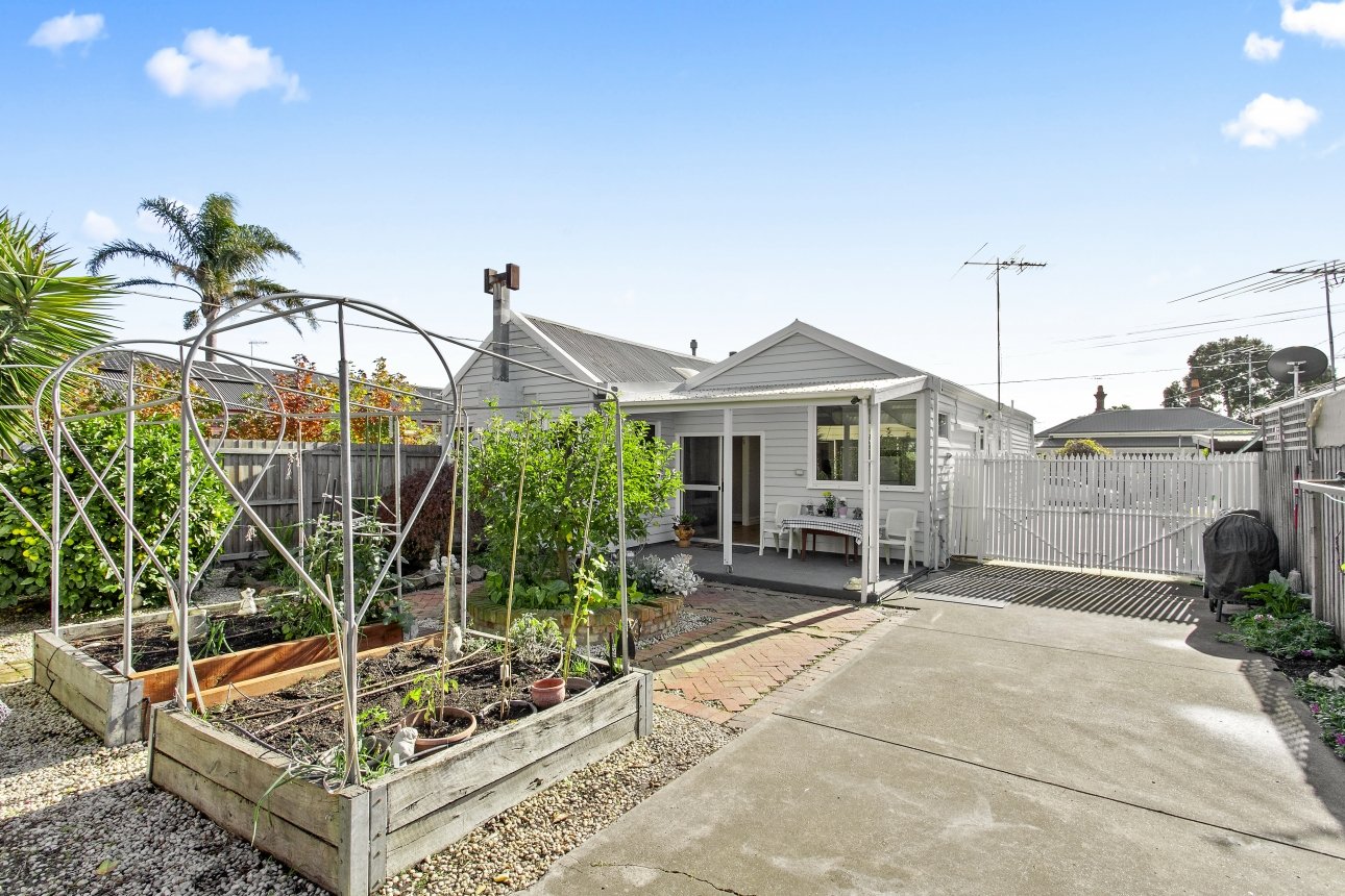 21 Candover Street, Geelong West image 5