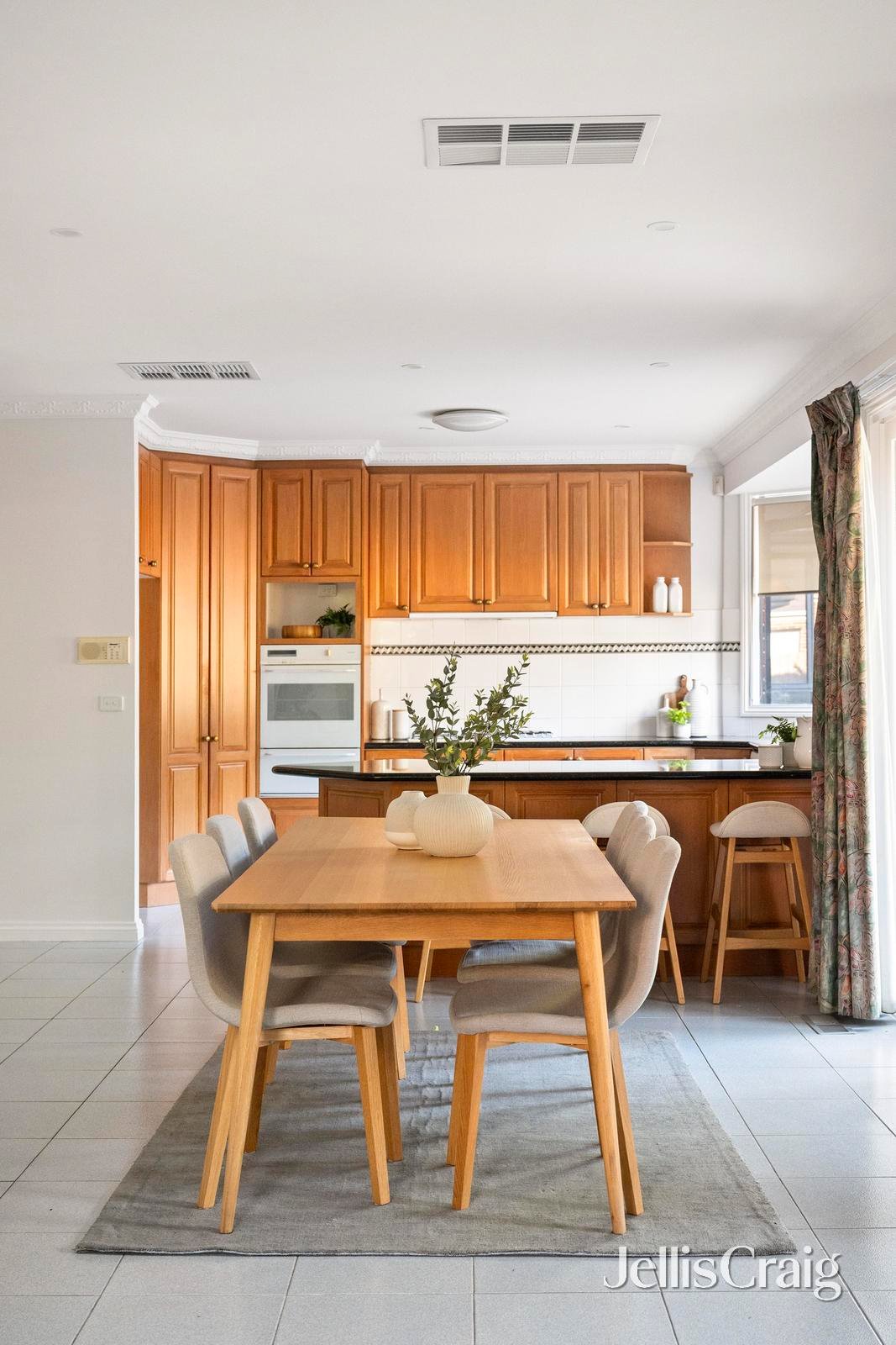 21 Carlton Court, Templestowe image 7