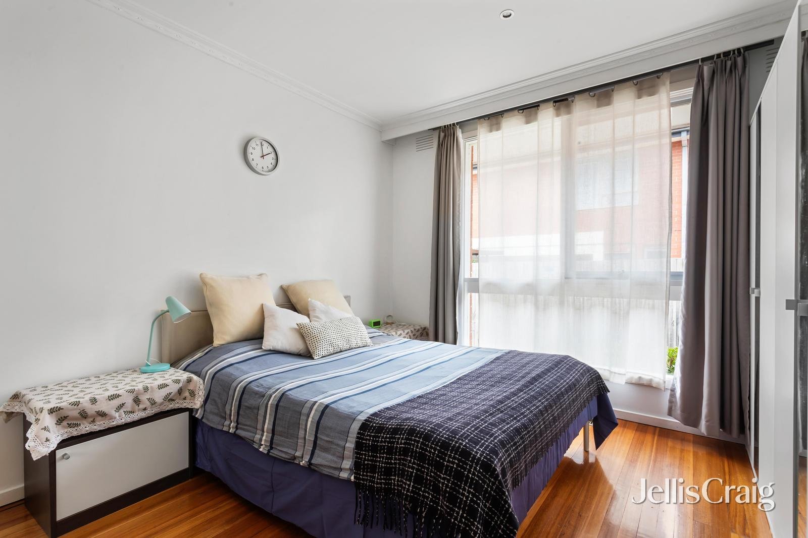 2/1 Carlton Street, Mckinnon image 6
