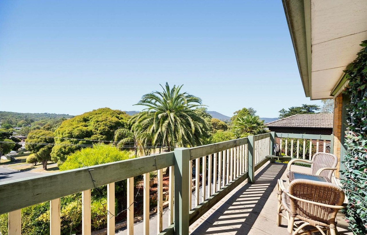 21 Carronvale Road, Mooroolbark image 9