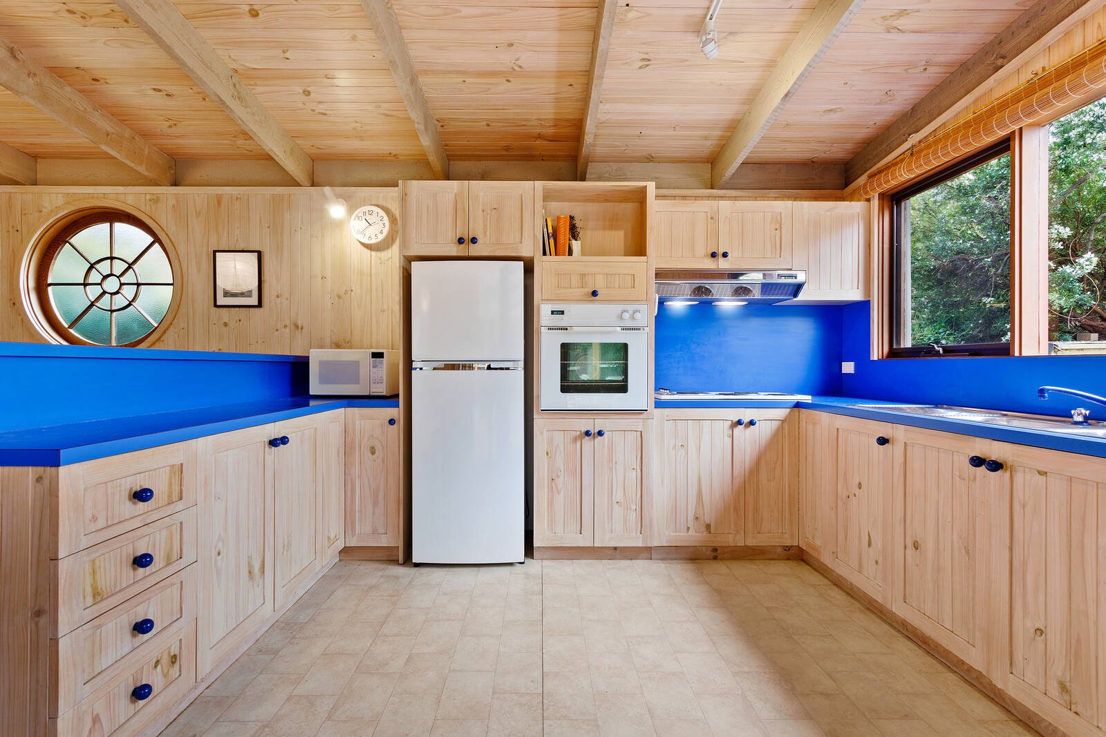 Property Gallery Thumbnail 3