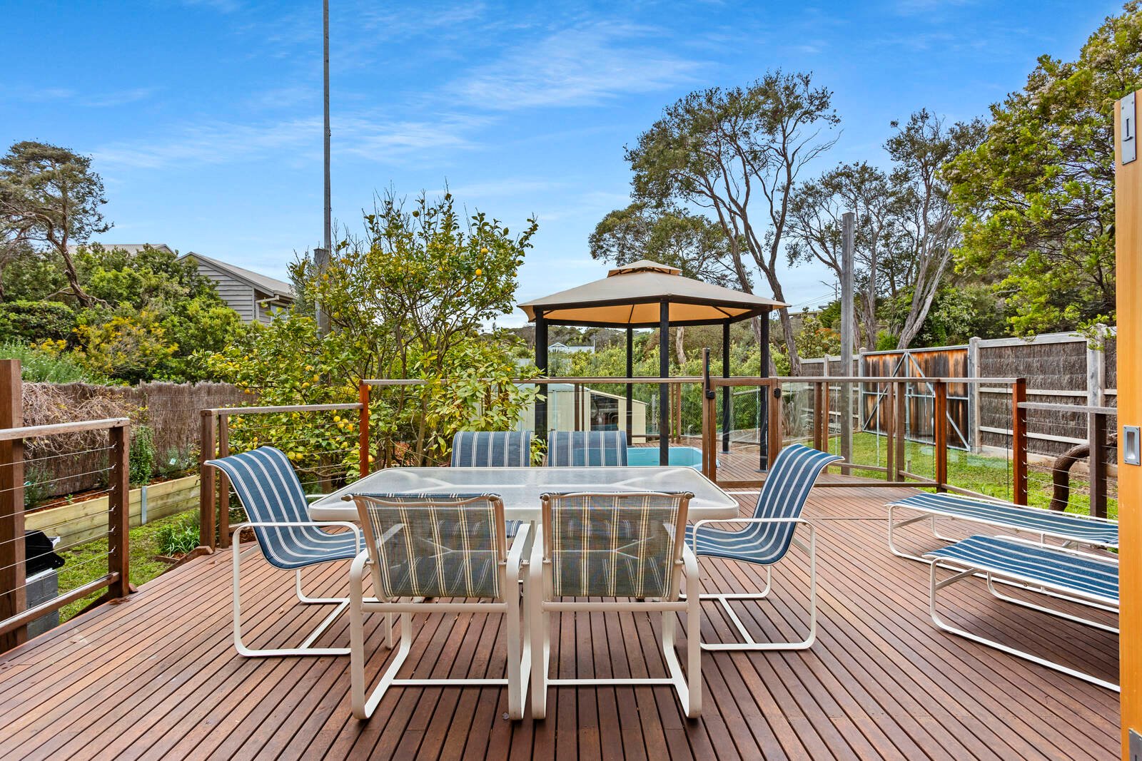 Property Gallery Thumbnail 8