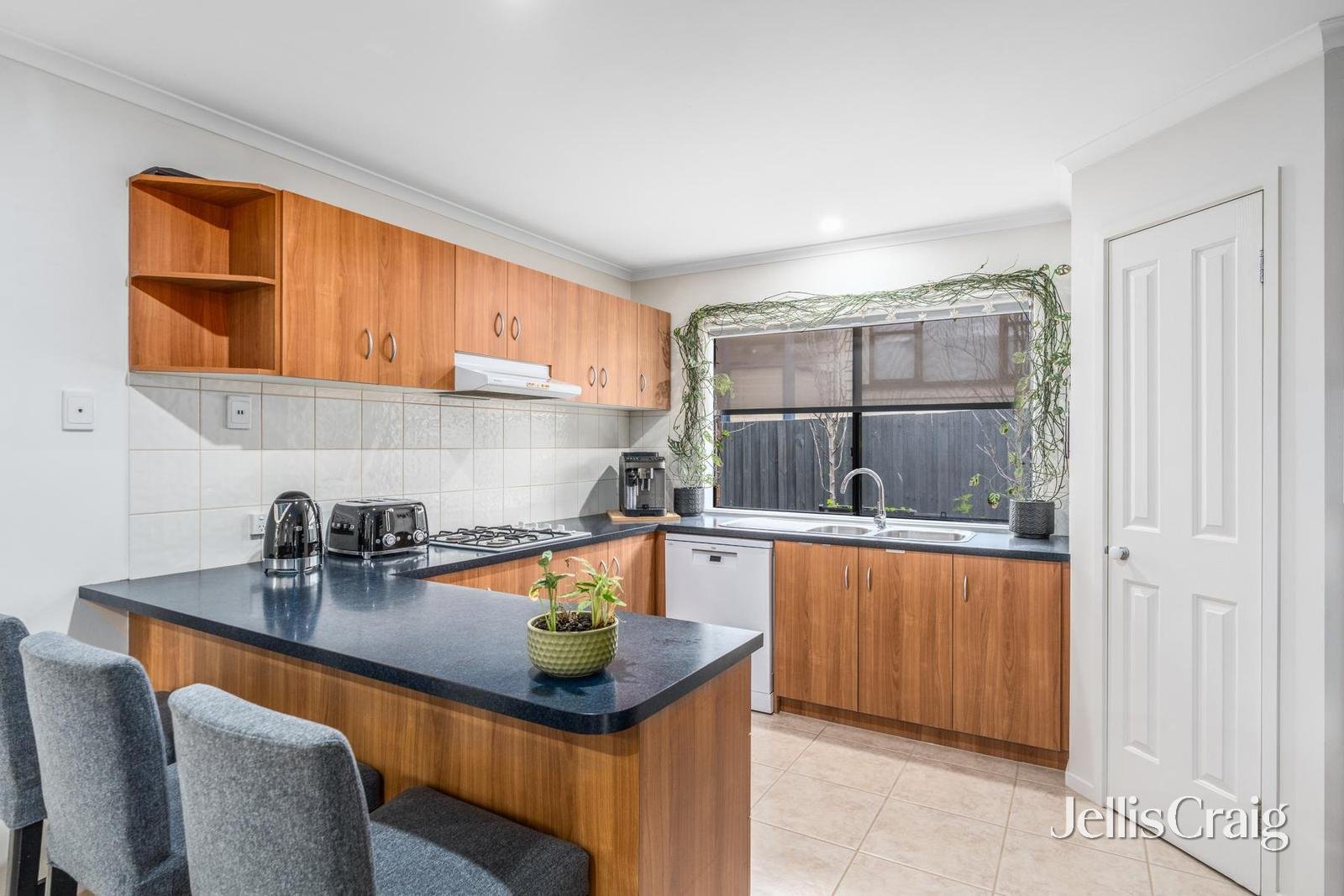 21 Cedarville Close, Highton image 3