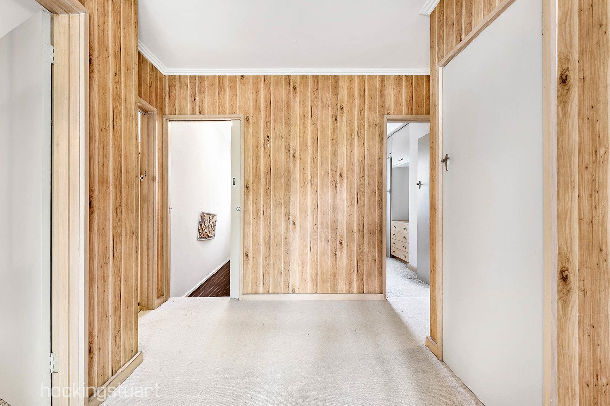 21 Chester Street, Surrey Hills image 8