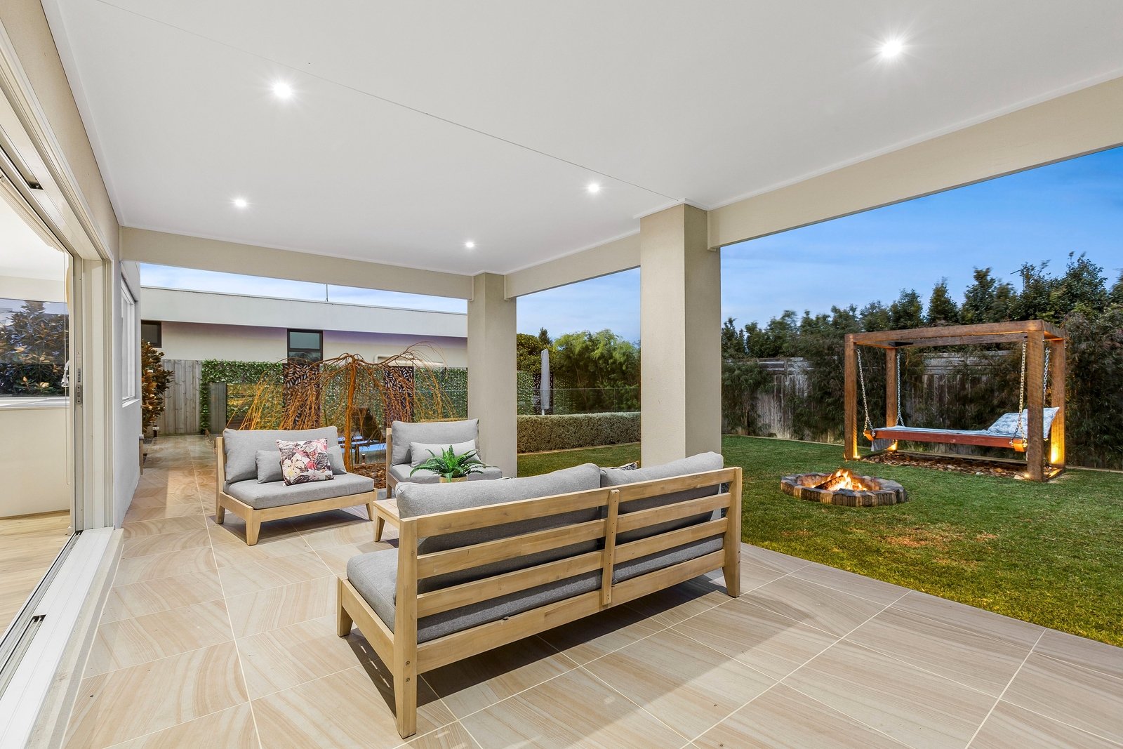Property Gallery Thumbnail 11