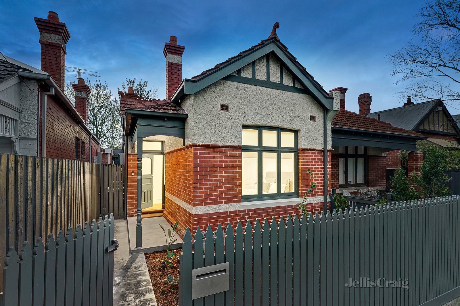 21 Chomley Street, Prahran image 2