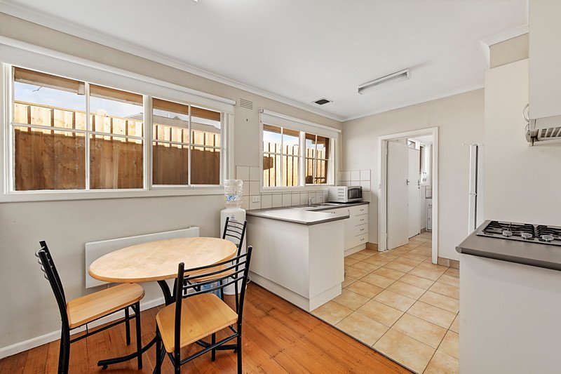 2/1 Clifton Road, Hawthorn East image 3