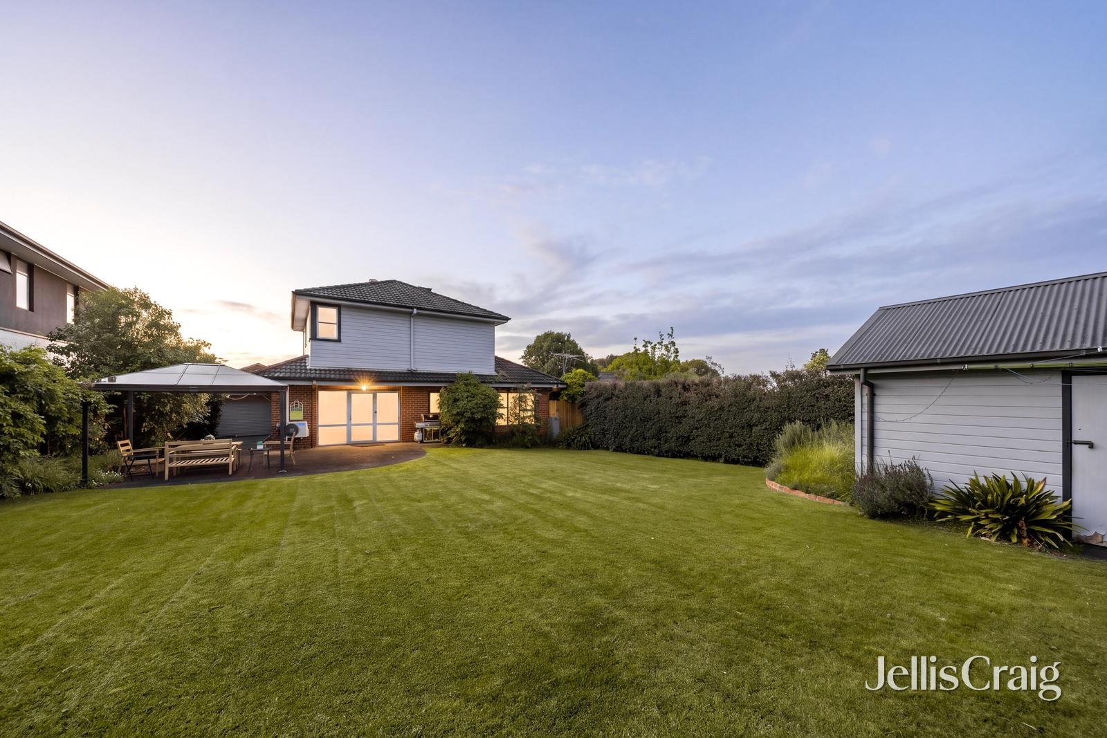 21 Clifton Street, Box&nbsp;Hill&nbsp;South image 2