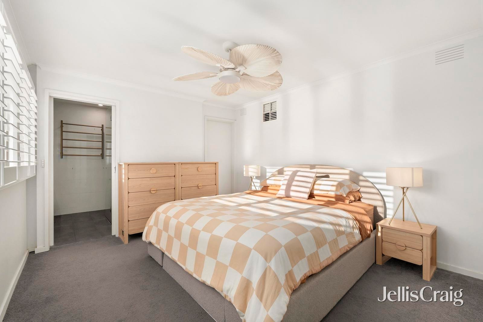 21 Clontarf Crescent, Templestowe image 12