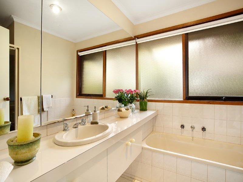 21 Clontarf Crescent, Templestowe image 7