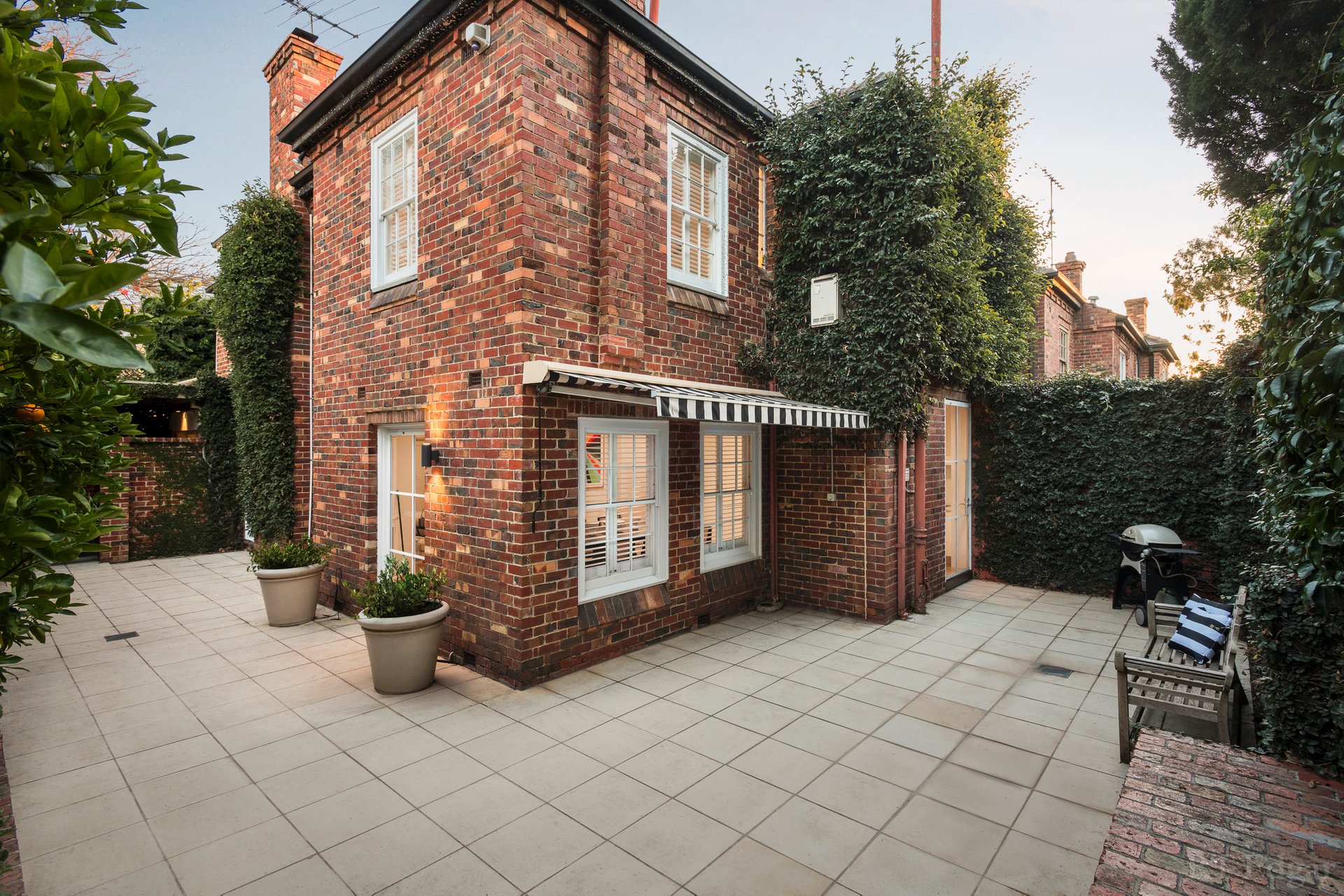 Property Gallery Thumbnail 10