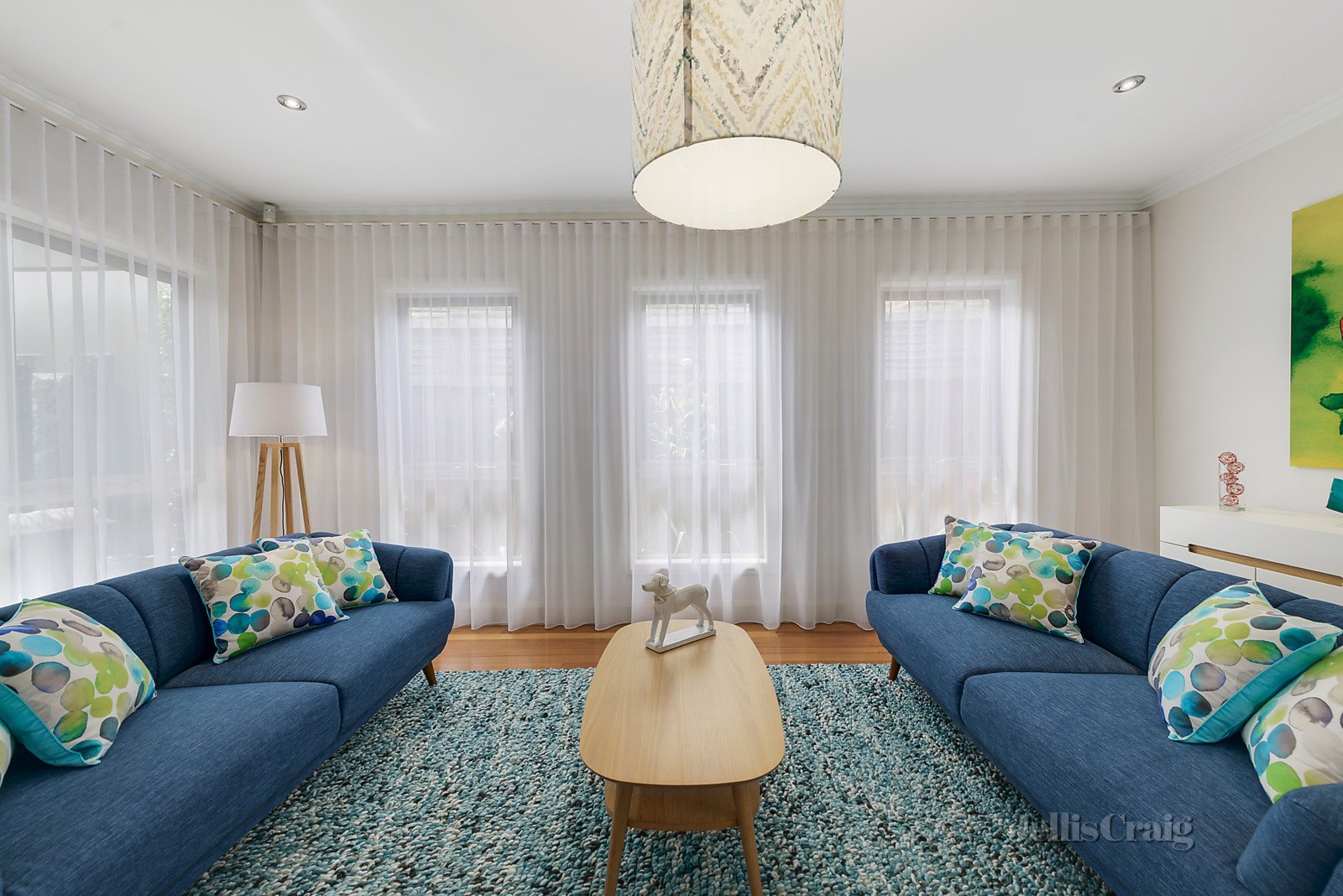 21 Colchester Drive, Doncaster East image 2