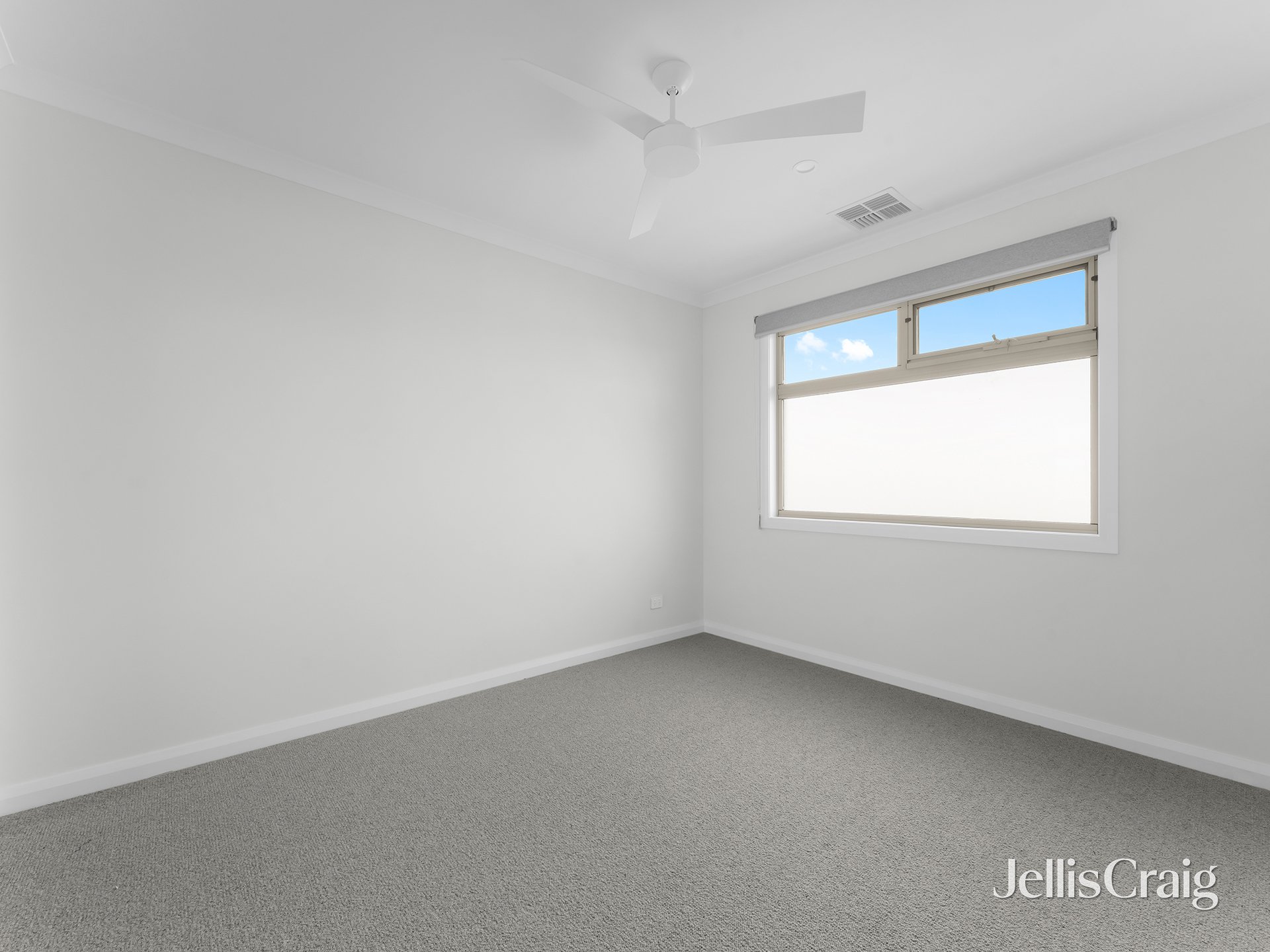 2/1 Cora Court, Mount&nbsp;Waverley image 8