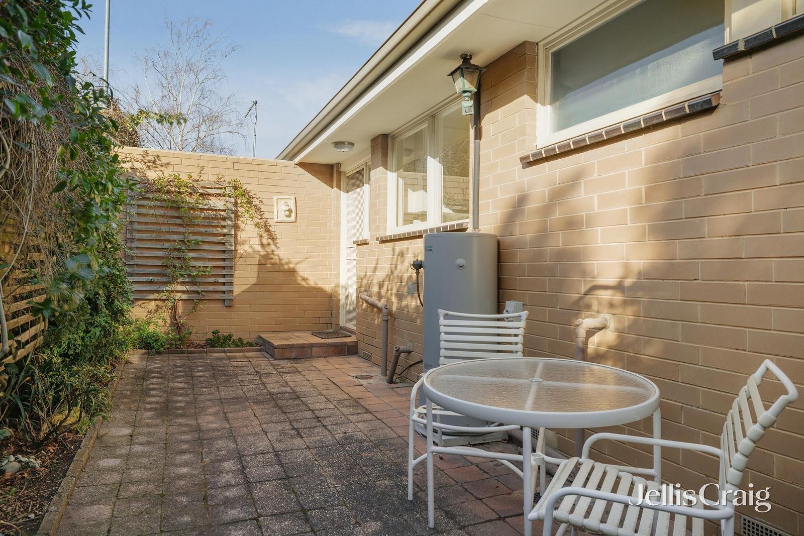 2/1 Corhampton Road, Balwyn North image 8