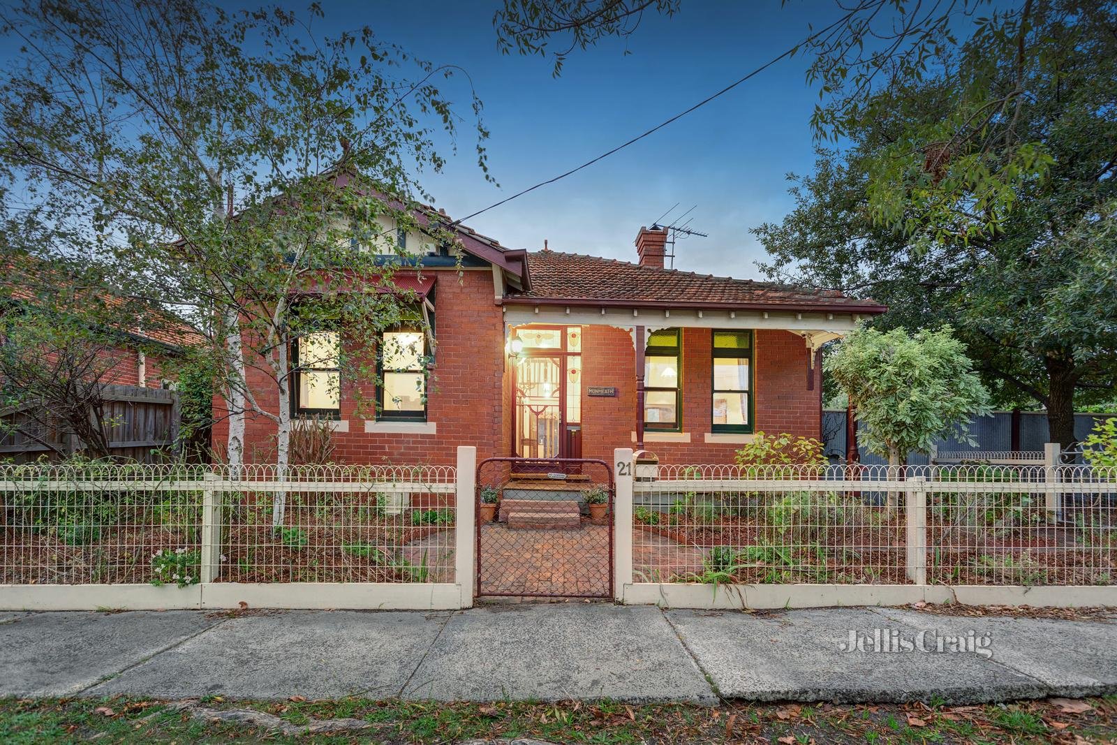 21 Crewe Road, Hughesdale image 1