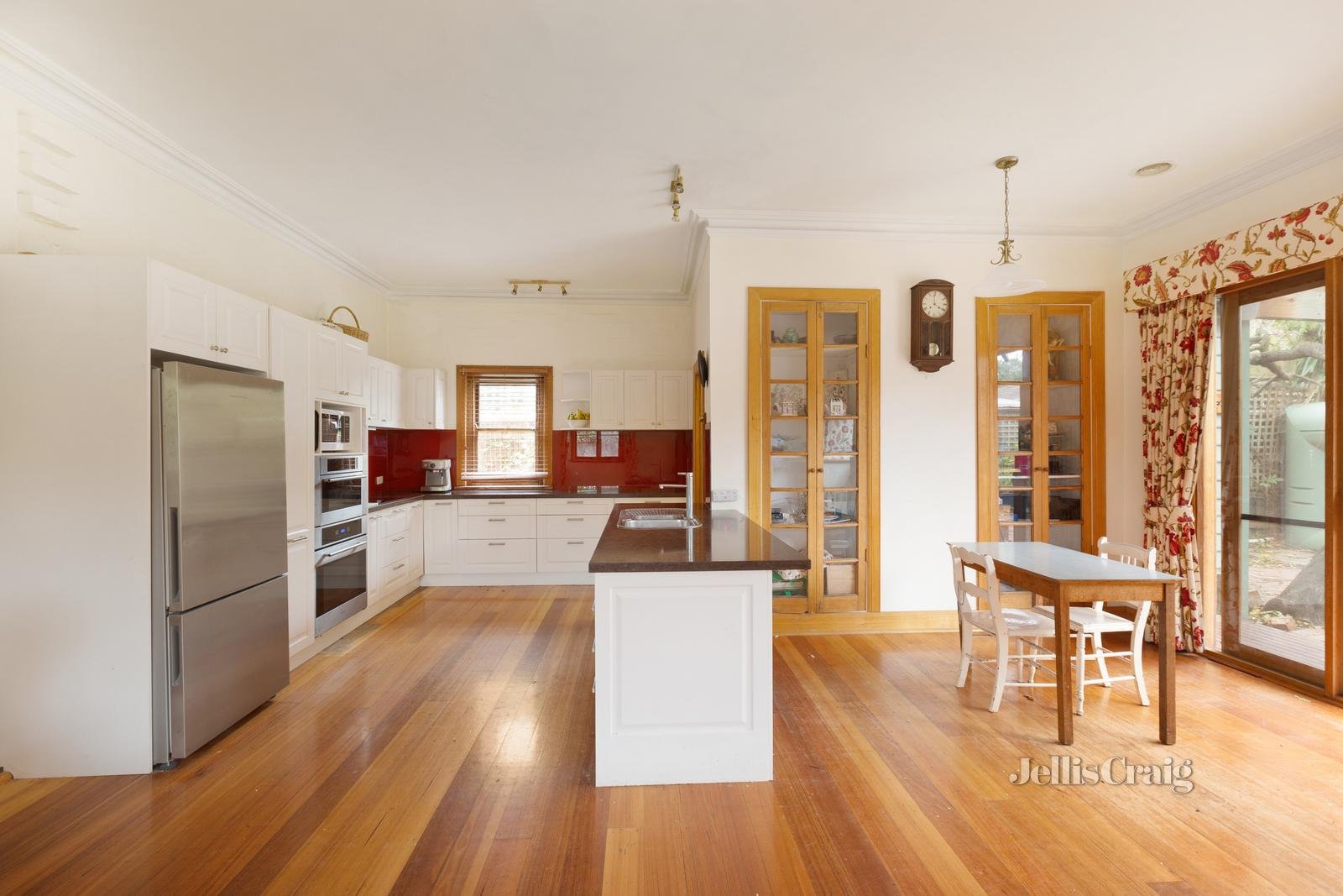 21 Crewe Road, Hughesdale image 3