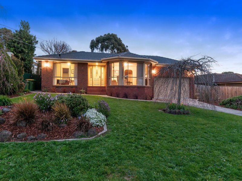 21 Cumberland Crescent, Chirnside Park image 1