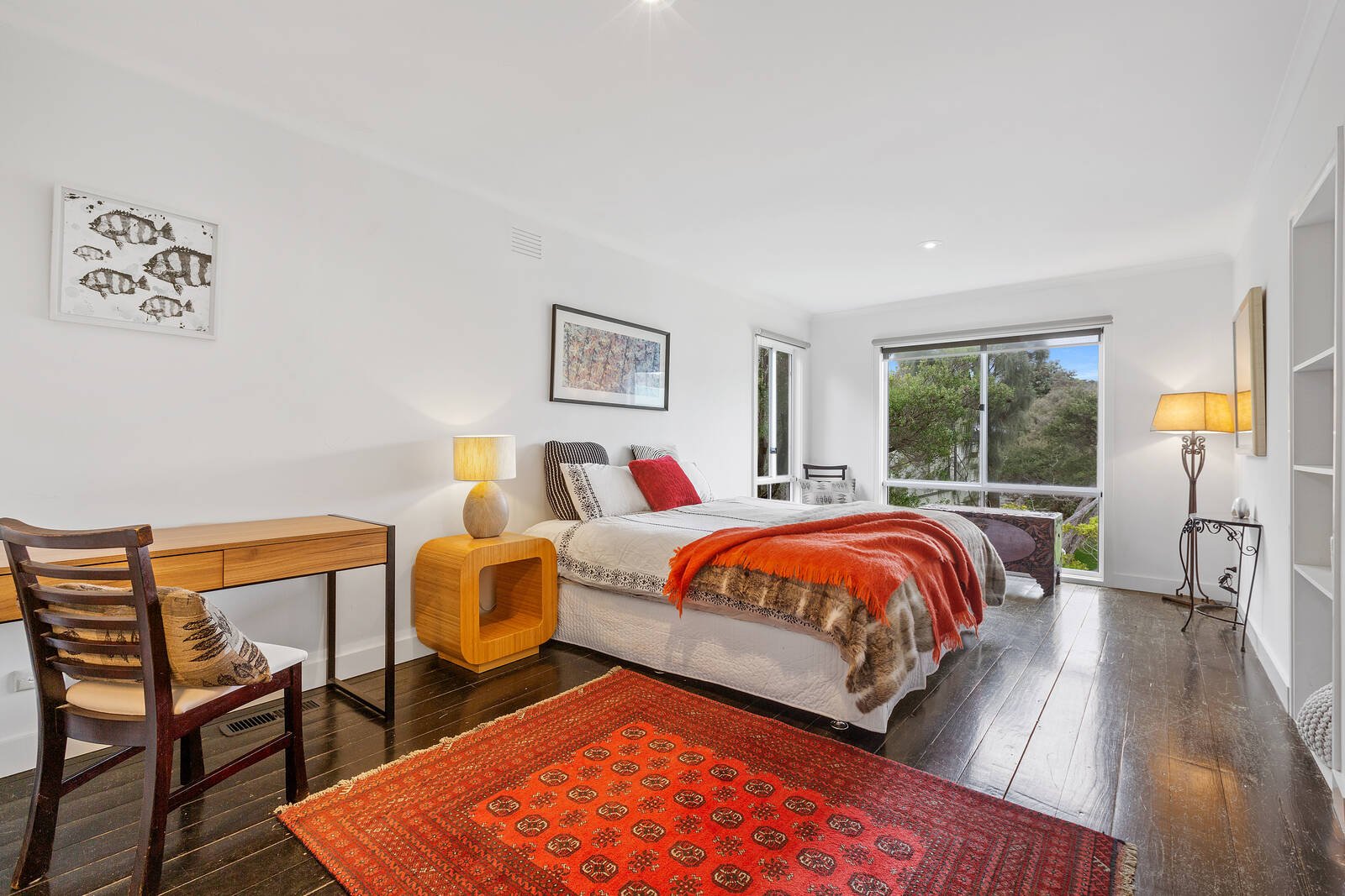 Property Gallery Thumbnail 9