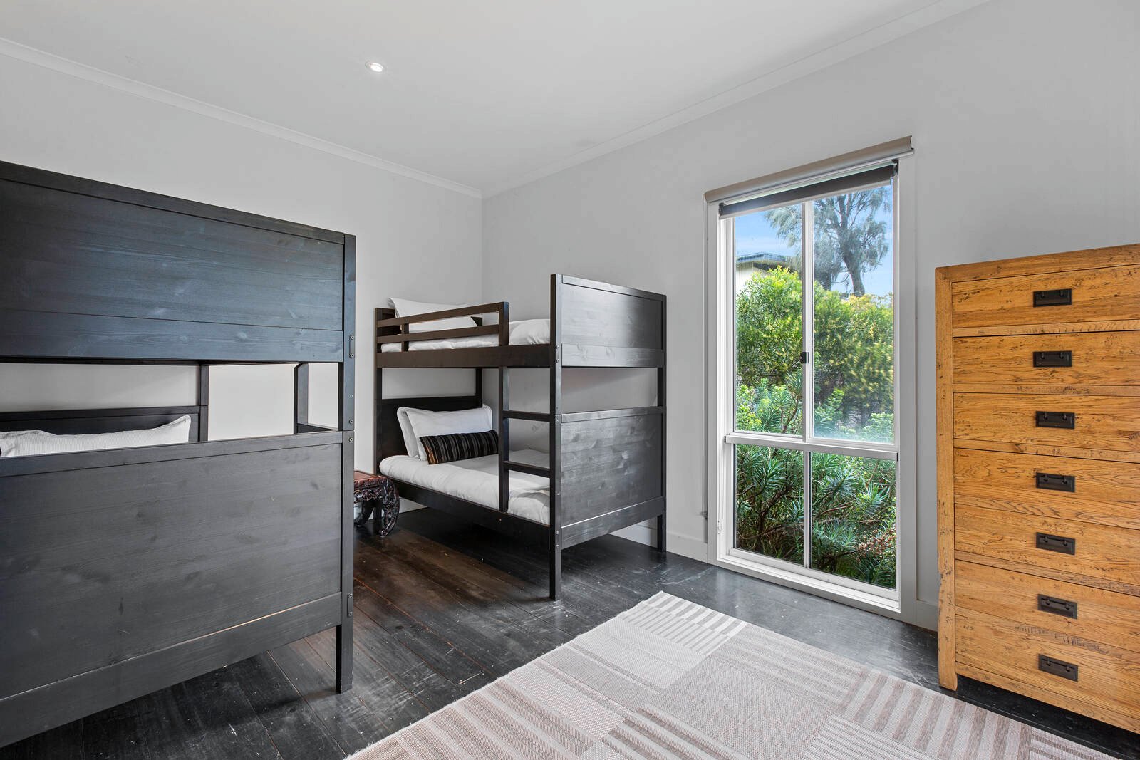 Property Gallery Thumbnail 12