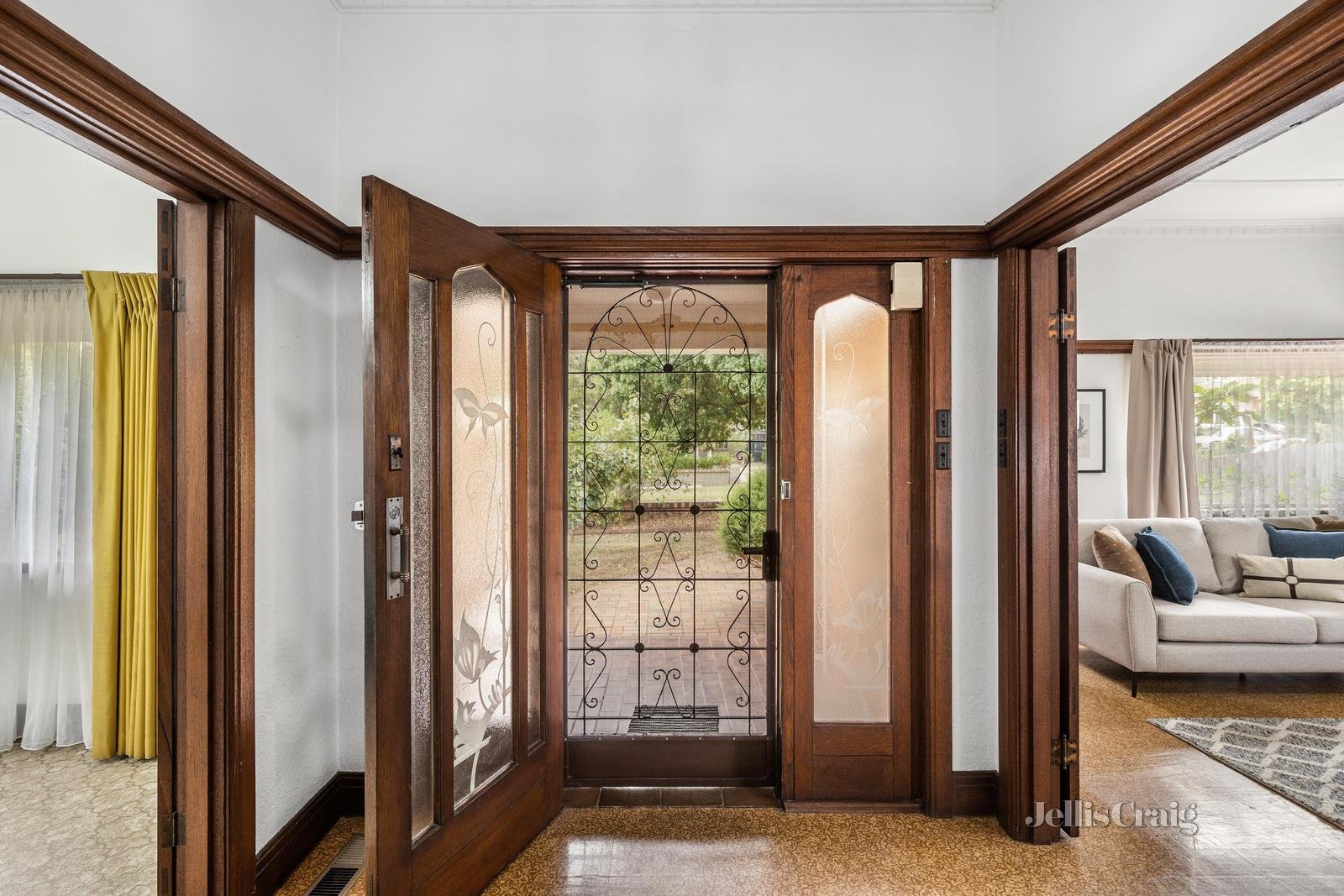21 Dominic Street, Camberwell image 2