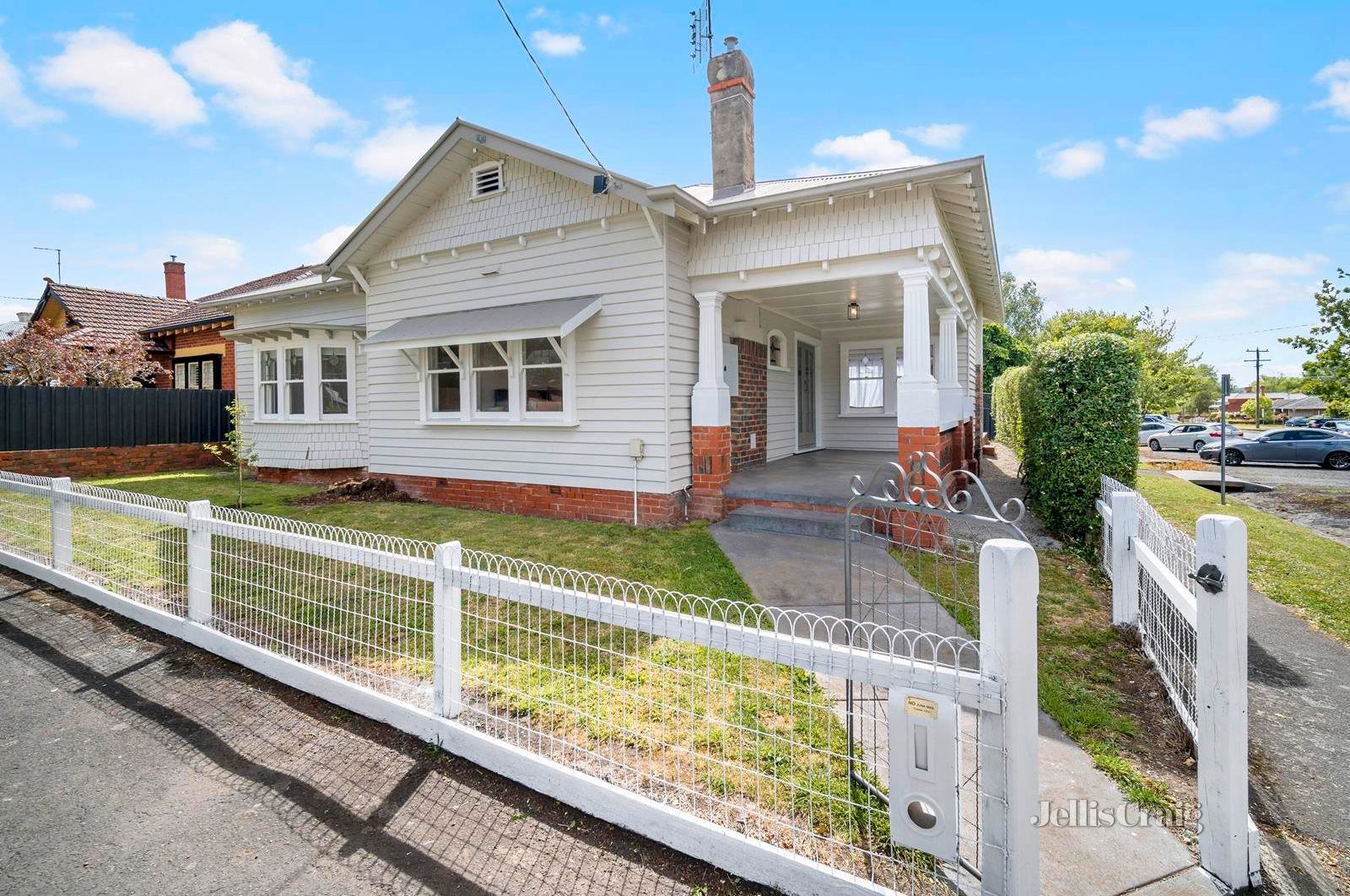 21 Drummond Street South, Ballarat Central image 1