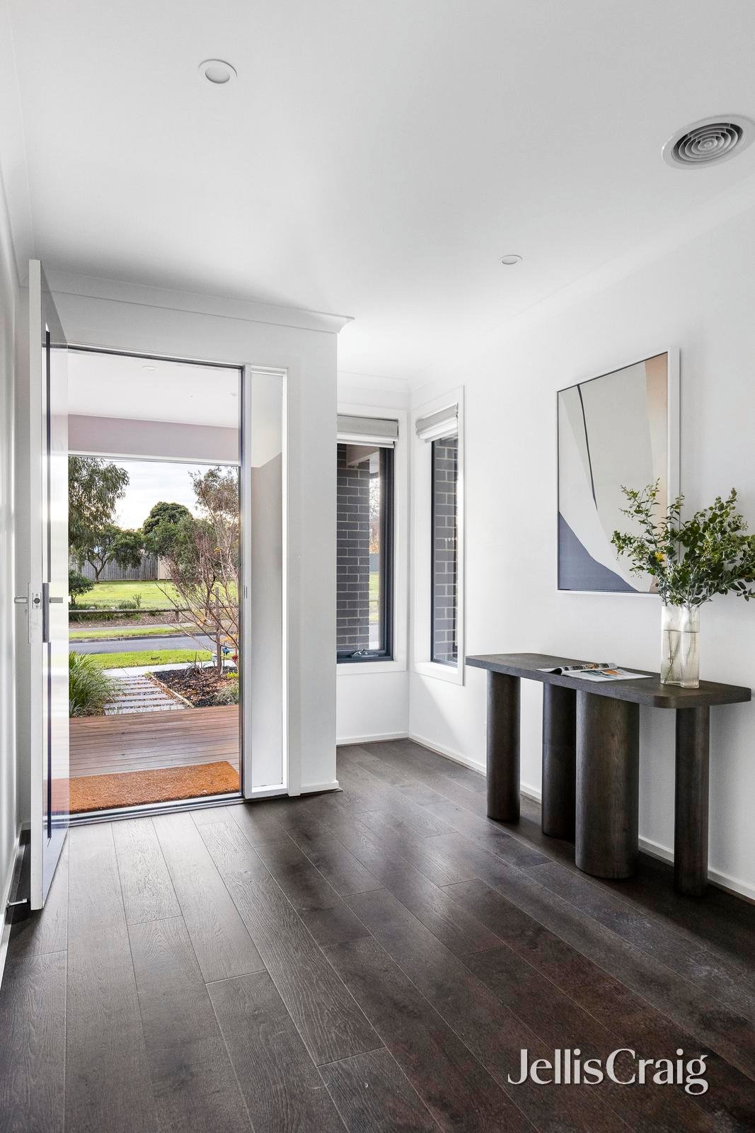 21 Dunstan Street, Preston image 2