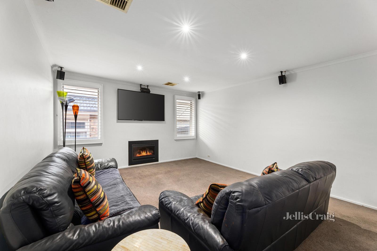 21 Efron Street, Nunawading image 2