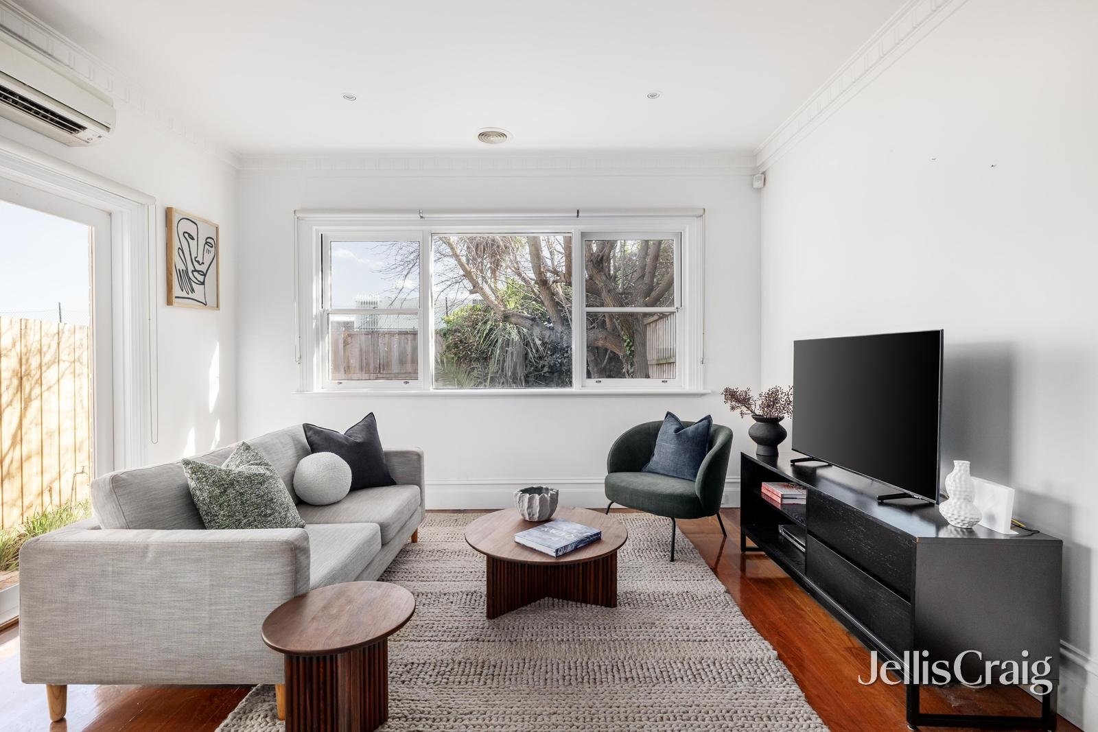 21 Empress Road, St&nbsp;Kilda&nbsp;East image 3