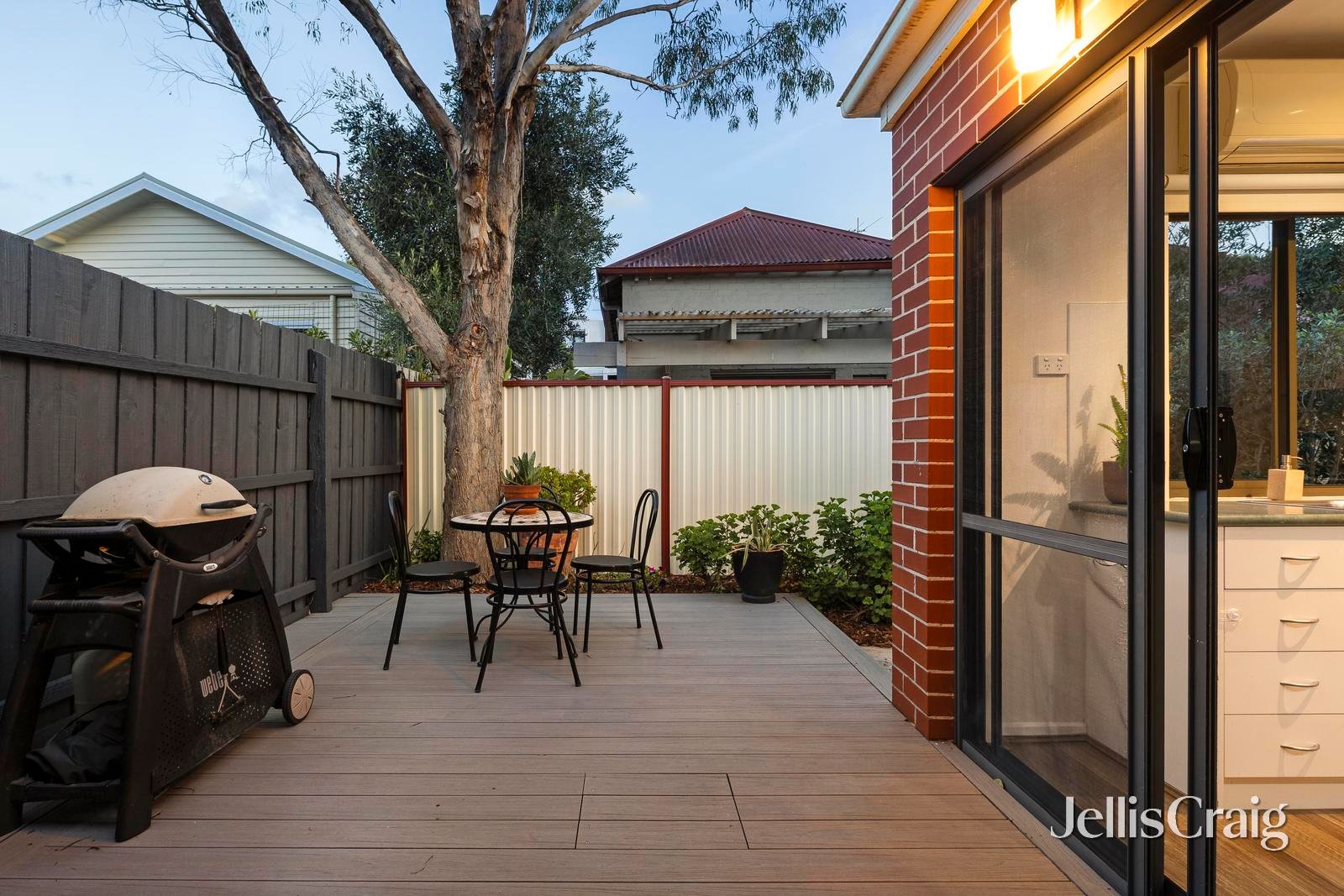 21 Esther Street, Preston image 12