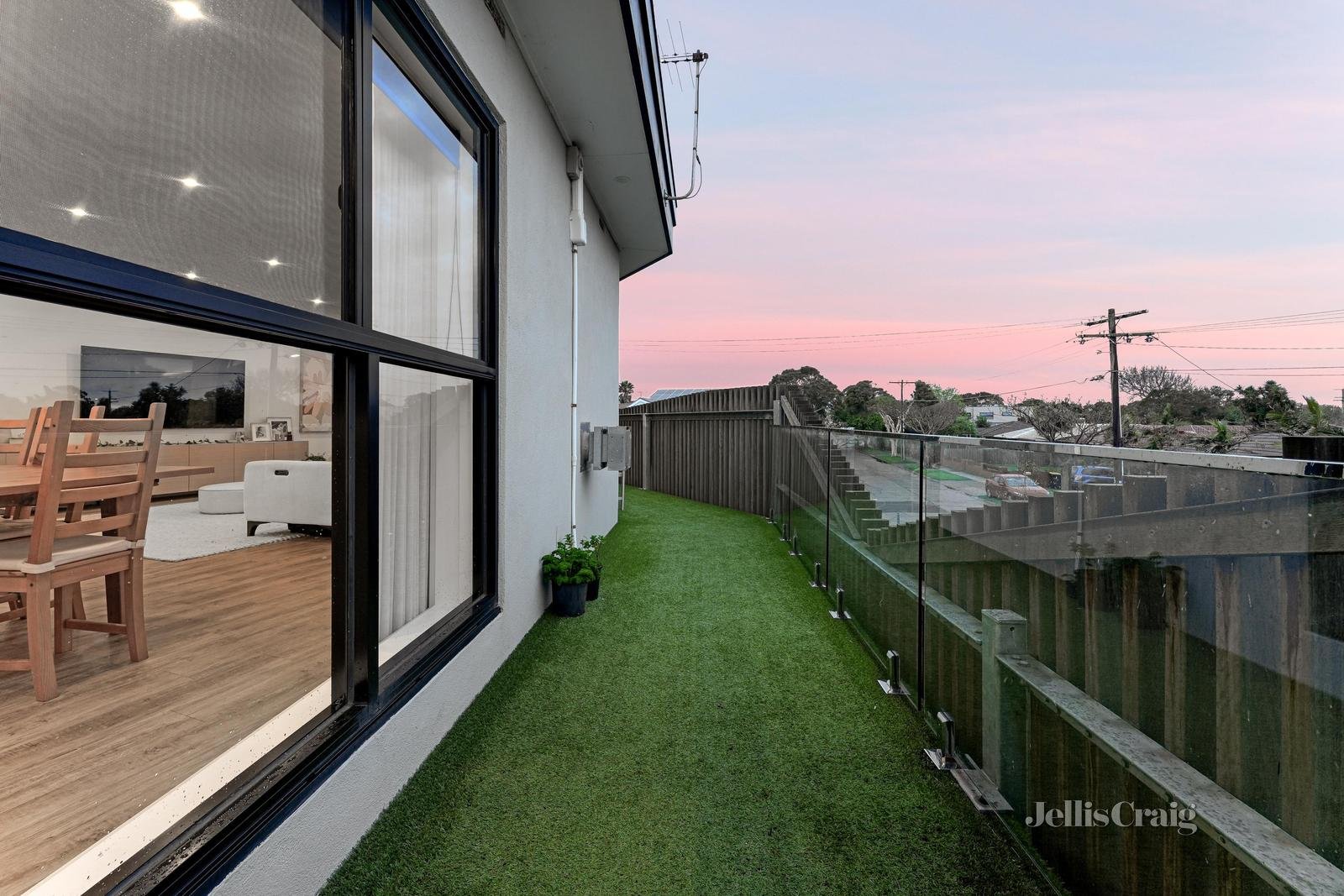 2/1 Famechon Road, Edithvale image 13