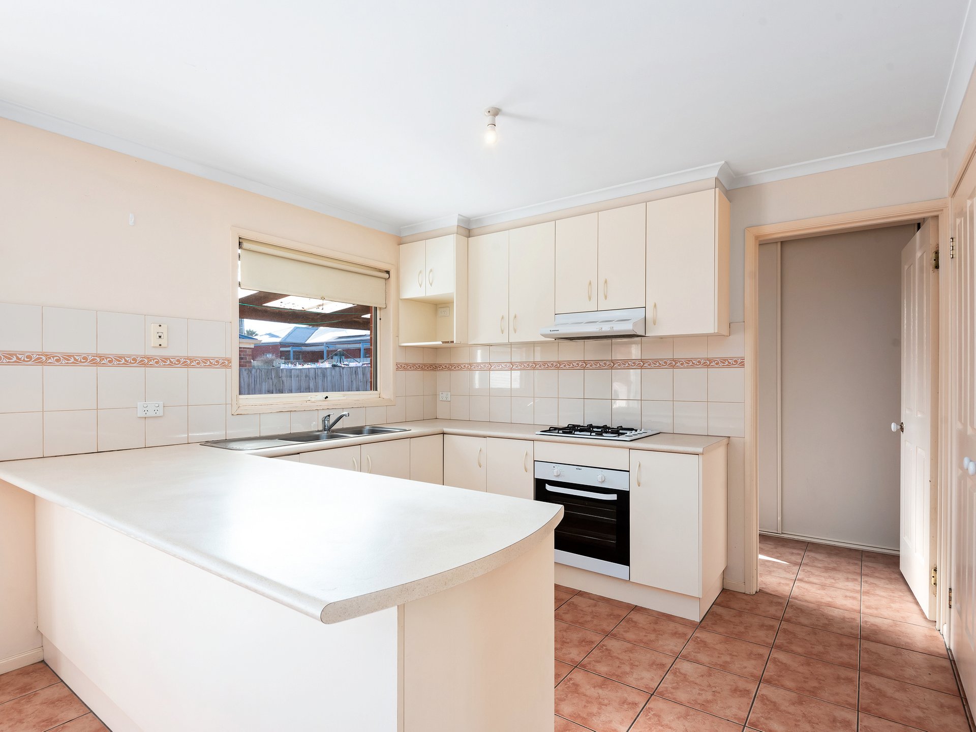 Property Gallery Thumbnail 2